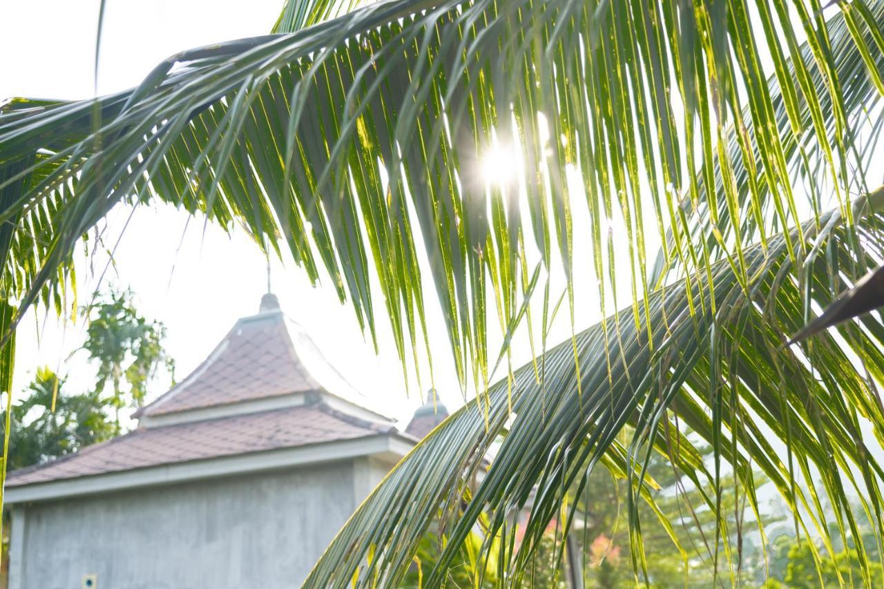 Anodard Phuket, Nai Yang Beach Thalang Exterior foto